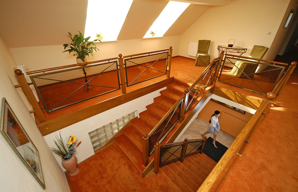 Hotel Bavaria Abda Kültér fotó